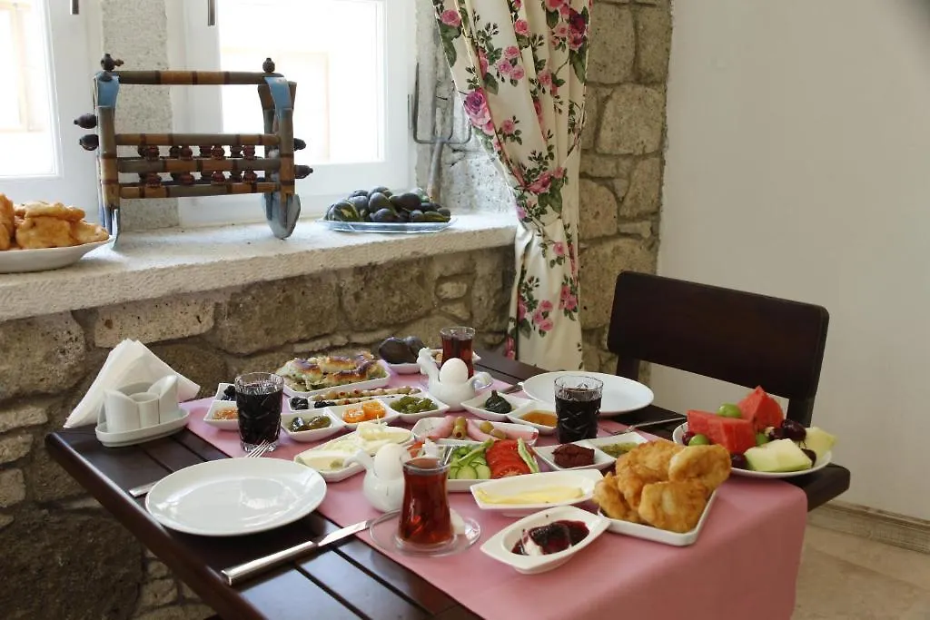 Ciftekuyu Hotel Alacati