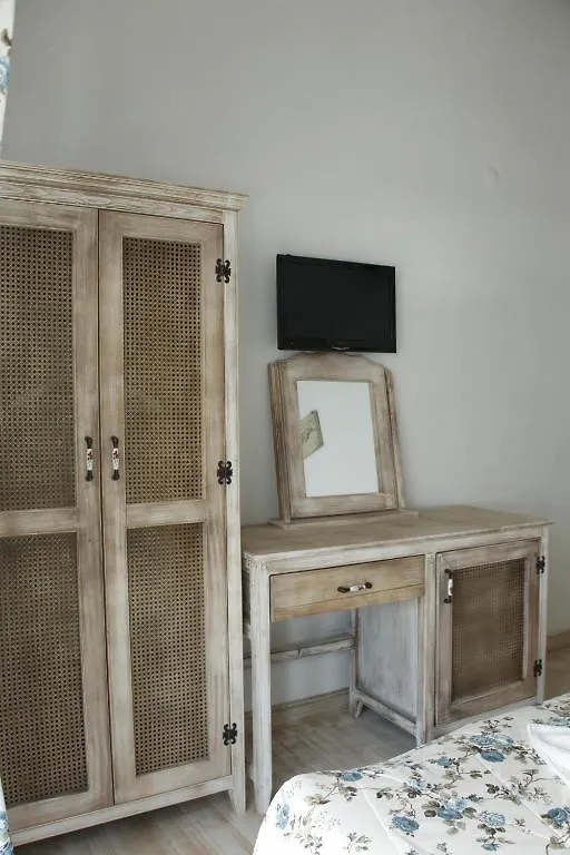 Ciftekuyu Hotel Alaçatı